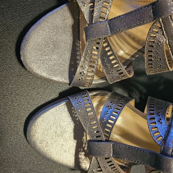 Vince Camuto Silver Suede Strappy Block Heels - Picture 6 of 8